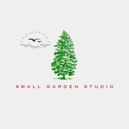 Small Garden Studio カヴァラ エクステリア 写真